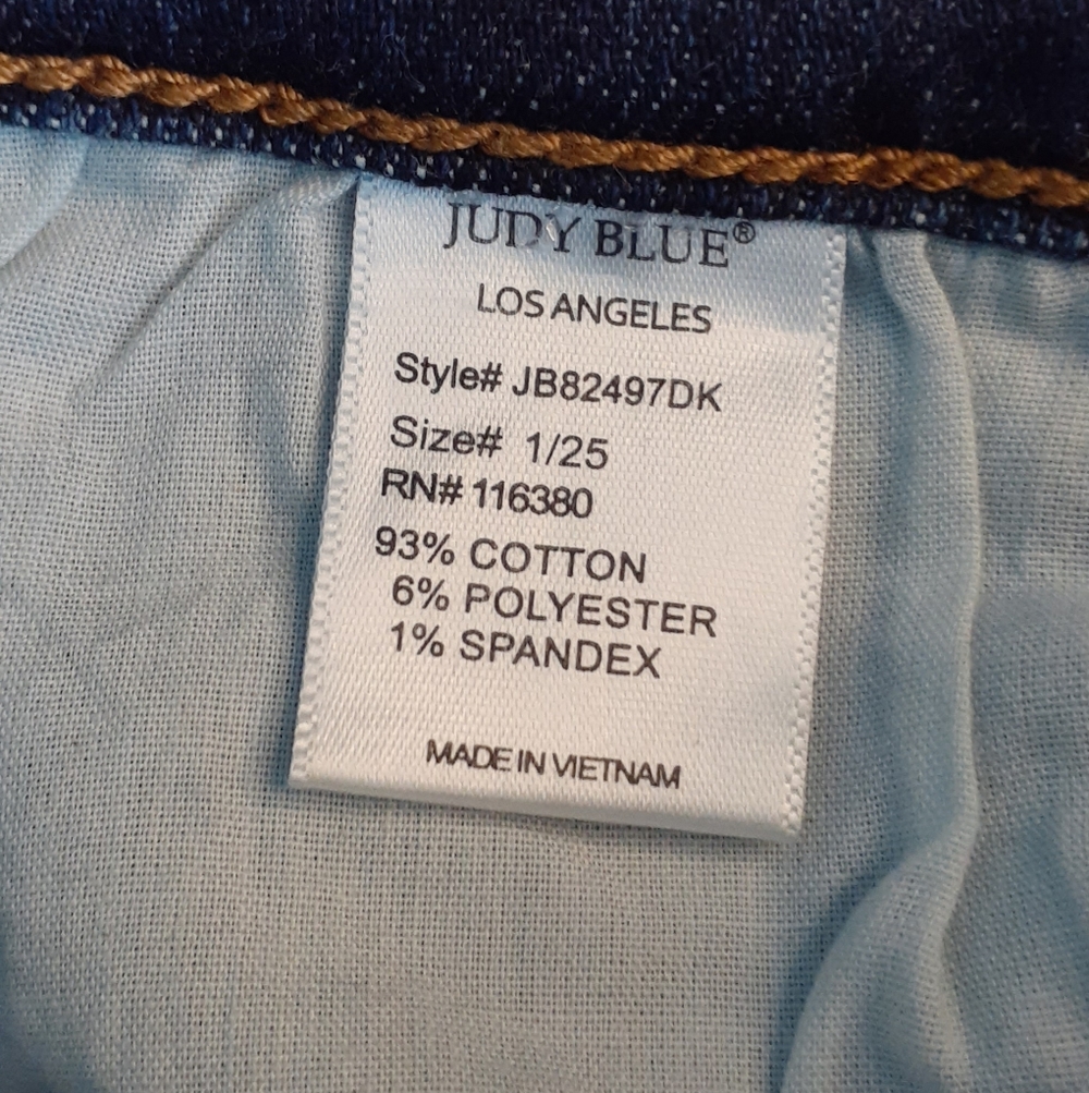 Judy Blue Classic Straight Jeans. Size 1-25. New With Tag. Excellent Condition. - Picture 10 of 12